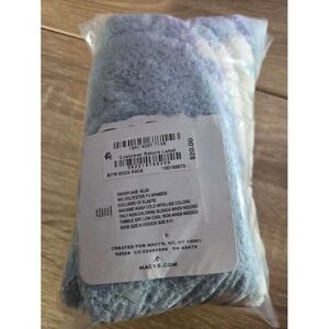 Macys Snowflake Blue Butter Socks Fuzzy Cozy Crew Socks Shoe Size 6-10 NEW